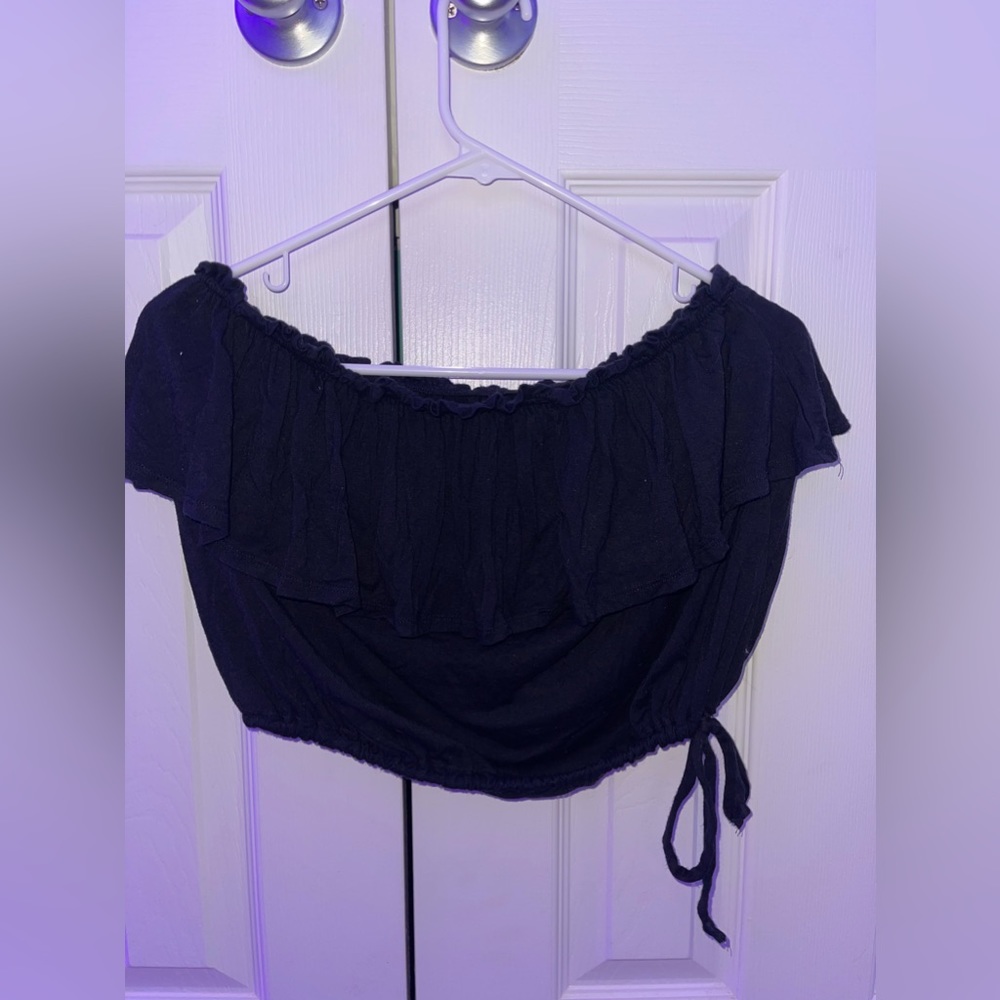 Black Abercrombie and fitch crop top